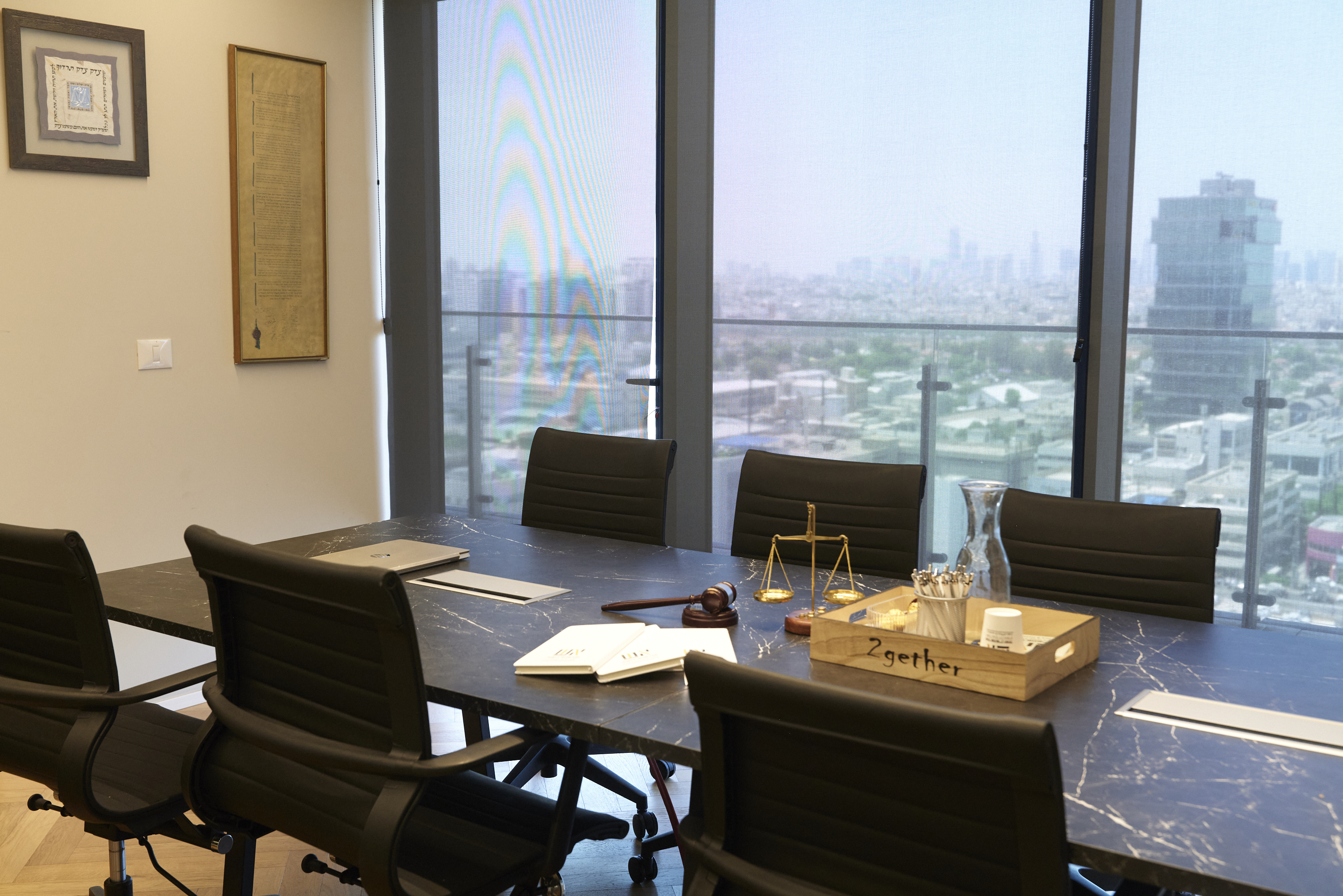 תמונה שצולמה להמחשת העבודות של אהד שונשיין משרד עו"ד ונוטריון תמונה של אהד שונשיין משרד עו"ד ונוטריון