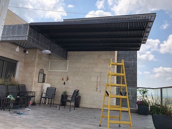 תמונה שצולמה להמחשת העבודות של אלום מ.מ תריסים וחלונות תמונה של אלום מ.מ תריסים וחלונות
