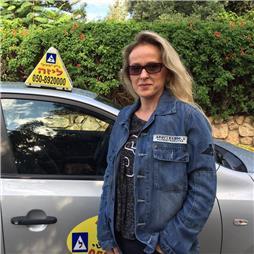 תמונה שצולמה להמחשת העבודות של ליזה גנור מורה לנהיגה אוטומט בלבד - 1 תמונה של ליזה גנור מורה לנהיגה אוטומט בלבד