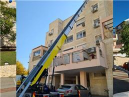 תמונה של ש.מ מנופי הרמה (47 מטר) וסל (32 מטר)