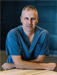 תמונה שצולמה להמחשת העבודות של פרופ' איתן סודרי- אף אוזן גרון תמונה של פרופ' איתן סודרי- אף אוזן גרון