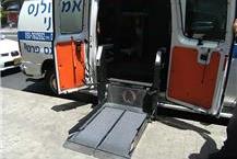 תמונה שצולמה להמחשת העבודות של יוני שירותי אמבולנס פרטי בע"מ אמבולנס עם גישה לנכים