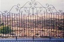 תמונה שצולמה להמחשת העבודות של צל הברזל - 1 עבודות מסגרות