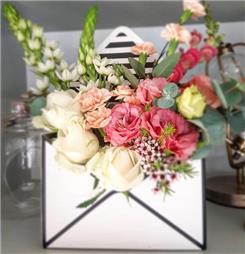 תמונה של סלניה חנות פרחים ועיצוב אירועים