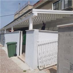 תמונה של רפאל פרגולות דקים ועבודות עץ מיוחדות
