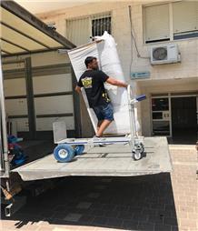 תמונה של יגאל רובין הובלות