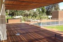 תמונה שצולמה להמחשת העבודות של ל.ח בניה ויזמות-חיפוי HPL. תמונה של ל.ח בניה ויזמות-חיפוי HPL.