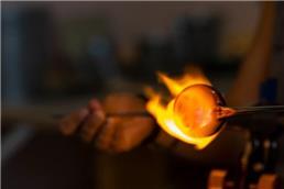 תמונה של יעל ולוך