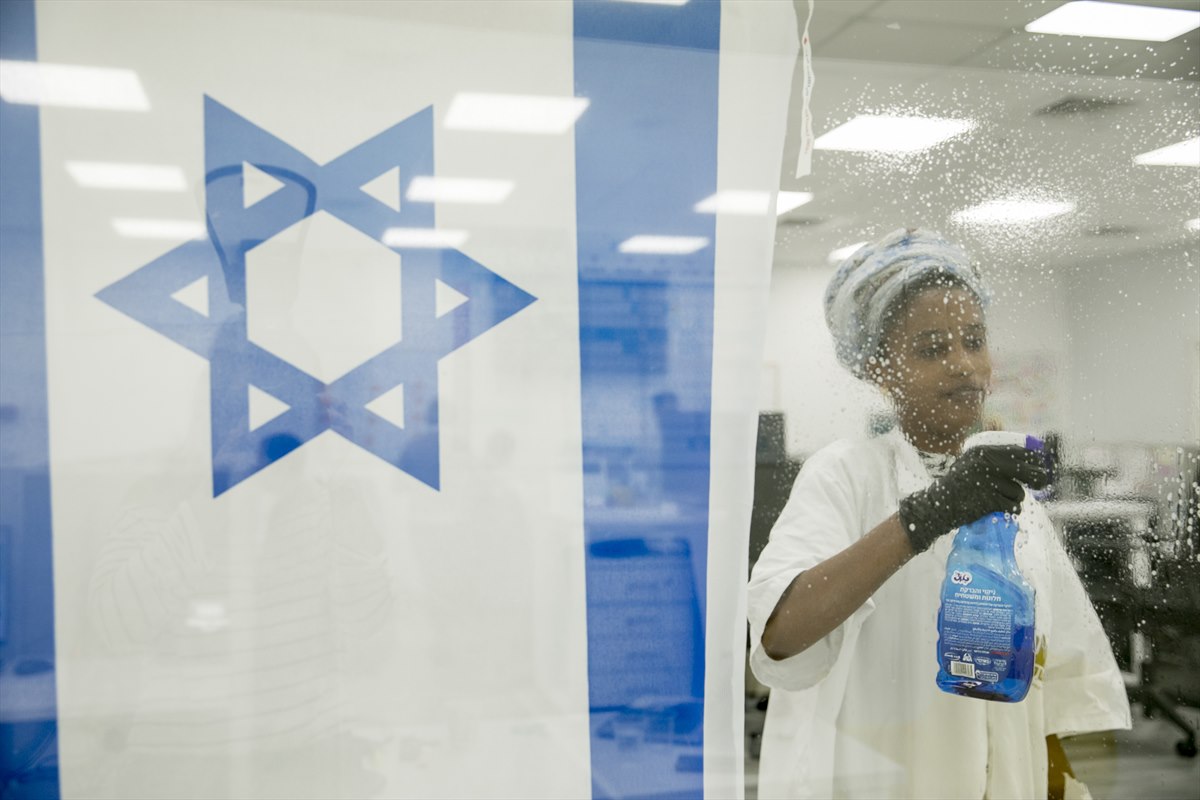 תמונה שצולמה להמחשת העבודות של עידן שקד שירותי ניקיון פרויקטים וניהול תמונה של עידן שקד שירותי ניקיון פרויקטים וניהול