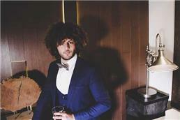 תמונה שצולמה להמחשת העבודות של דיפלומט חליפות חתן - 3 שירות תיקוני תפירה