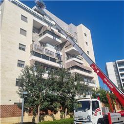 תמונה של הורוביץ מנופים