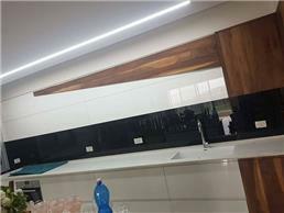 תמונה שצולמה להמחשת העבודות של יחיאל גלאס - 3 תמונה של יחיאל גלאס
