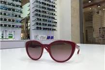 חנות משקפיים