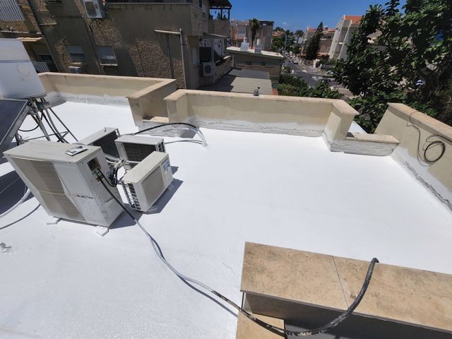 תמונה שצולמה להמחשת העבודות של אבינועם איטום ואחזקה תמונה של אבינועם איטום ואחזקה