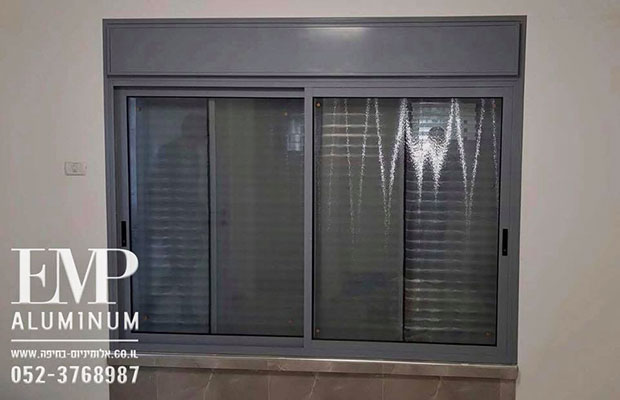 תמונה שצולמה להמחשת העבודות של EMP אלומיניום תמונה של EMP אלומיניום