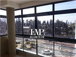 תמונה שצולמה להמחשת העבודות של EMP אלומיניום תמונה של EMP אלומיניום