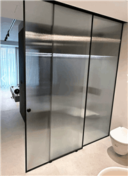 תמונה שצולמה להמחשת העבודות של W - GLASS תמונה של W - GLASS