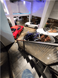 תמונה שצולמה להמחשת העבודות של W - GLASS תמונה של W - GLASS