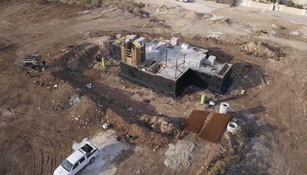 תמונה שצולמה להמחשת העבודות של חלבי וסים לאיטום תמונה של חלבי וסים לאיטום