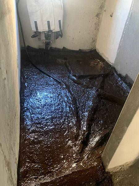 תמונה שצולמה להמחשת העבודות של חלבי וסים לאיטום תמונה של חלבי וסים לאיטום