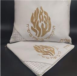 תמונה שצולמה להמחשת העבודות של בשם השם תשמישי קדושה תמונה של בשם השם תשמישי קדושה