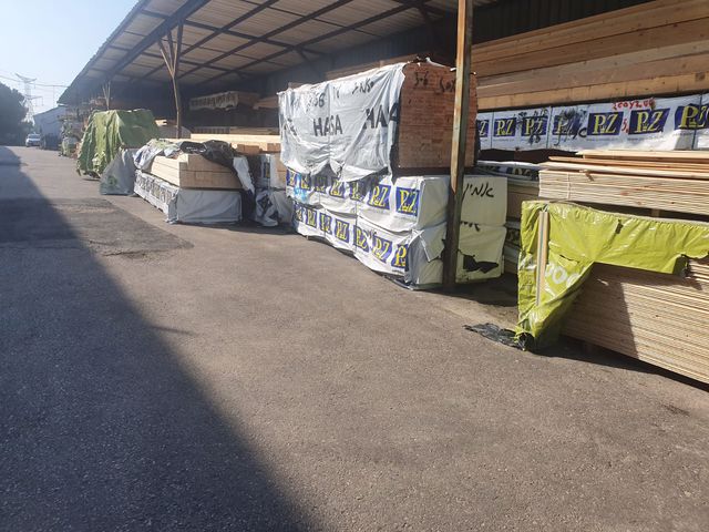 תמונה שצולמה להמחשת העבודות של עץ המרכז תמונה של עץ המרכז