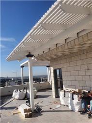 תמונה שצולמה להמחשת העבודות של עץ המרכז תמונה של עץ המרכז