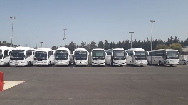 תמונה שצולמה להמחשת העבודות של לדאני הסעות תמונה של לדאני הסעות