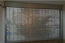 תמונה שצולמה להמחשת העבודות של אלום וי & פי בע"מ הרכבת תריסים