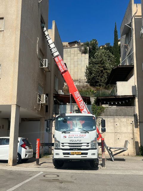 תמונה שצולמה להמחשת העבודות של קשת הרמות עבודות מנוף שינוע והובלות תמונה של קשת הרמות עבודות מנוף שינוע והובלות