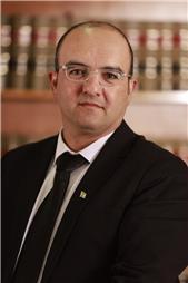 תמונה שצולמה להמחשת העבודות של עו"ד (כלכלן) עובדיה אביצור תמונה של עו"ד (כלכלן) עובדיה אביצור