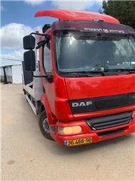 תמונה שצולמה להמחשת העבודות של גרוסי עוזי - גרירת רכב שינוע וחילוץ תמונה של גרוסי עוזי - גרירת רכב שינוע וחילוץ