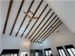 תמונה של דור חשמלאי ראשי והתקנות מאוורים ומסכים