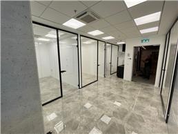 תמונה שצולמה להמחשת העבודות של ק.ק עבודות זכוכית תמונה של ק.ק עבודות זכוכית