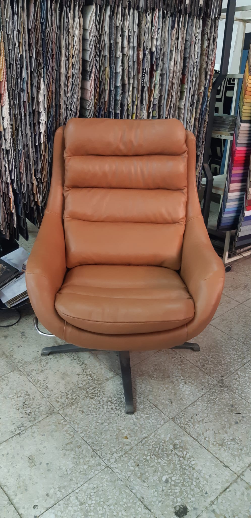תמונה שצולמה להמחשת העבודות של מרפדייה אריאל עיצובים תמונה של מרפדייה אריאל עיצובים
