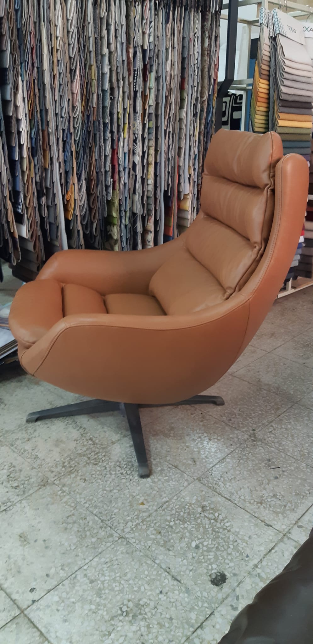 תמונה שצולמה להמחשת העבודות של מרפדייה אריאל עיצובים תמונה של מרפדייה אריאל עיצובים