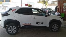 תמונה של לירז נהגת מונית