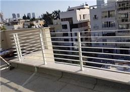 תמונה של נאג'ם מסגרות