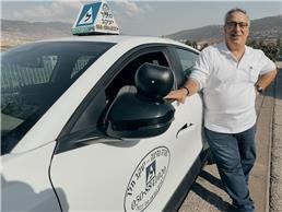 תמונה של יעקב מלך מורה נהיגה