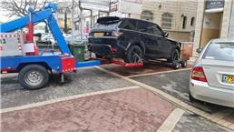 תמונה שצולמה להמחשת העבודות של בן ציון תמונה של בן ציון