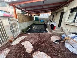 תמונה שצולמה להמחשת העבודות של אלמוג לוי תמונה של אלמוג לוי