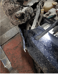 תמונה שצולמה להמחשת העבודות של מוסך אלרם תמונה של מוסך אלרם