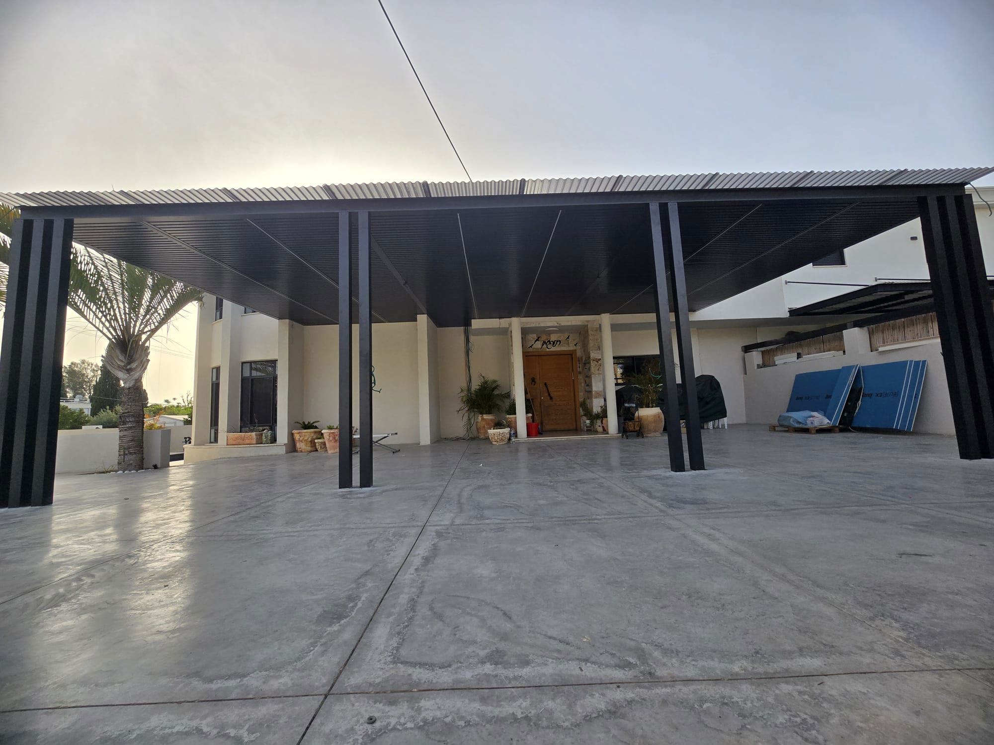 תמונה שצולמה להמחשת העבודות של אפיק מערכות אלומיניום וזכוכית תמונה של אפיק מערכות אלומיניום וזכוכית