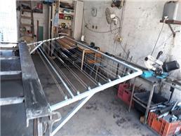 תמונה של מסגרית יורי