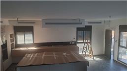 תמונה שצולמה להמחשת העבודות של חסן וכאמל אבורומי - 3 תמונה של חסן וכאמל אבורומי