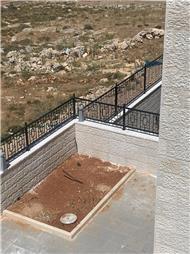תמונה של איירון טנטש עבודות מסגרות