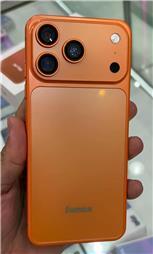 תמונה שצולמה להמחשת העבודות של קינג פון תמונה של קינג פון