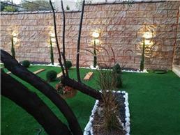 תמונה שצולמה להמחשת העבודות של הענק הירוק תמונה של הענק הירוק