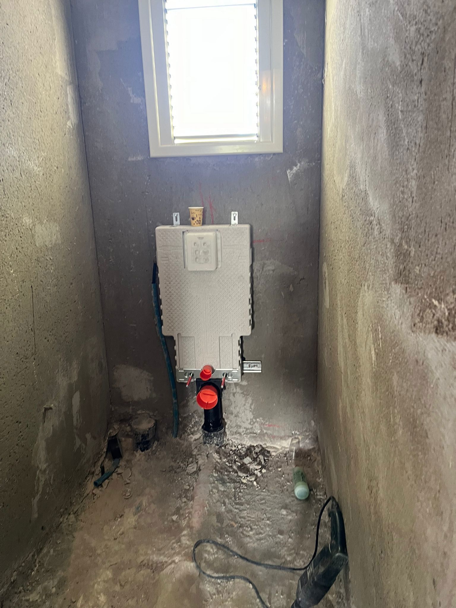 תמונה שצולמה להמחשת העבודות של ס.ג אינסטלטור ודודי חשמל ושמש תמונה של ס.ג אינסטלטור ודודי חשמל ושמש
