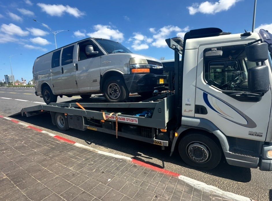 תמונה שצולמה להמחשת העבודות של שירותי רכב וגרירה - אבו גריבה תמונה של שירותי רכב וגרירה - אבו גריבה